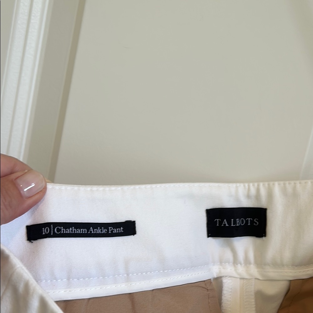 Talbots Chatham Ankle Pant. Size 10 Elegant White Women's Pants - Picture 2 of 5
